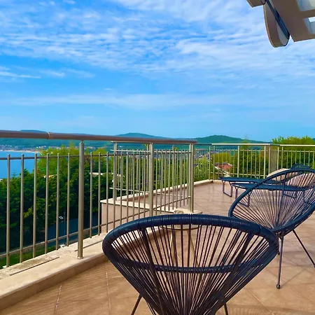 Stefaniya アパート *