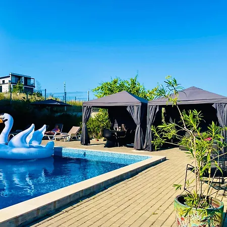 Stefaniya アパート *