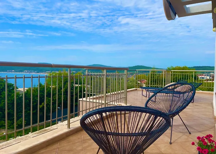 Stefaniya דירה *