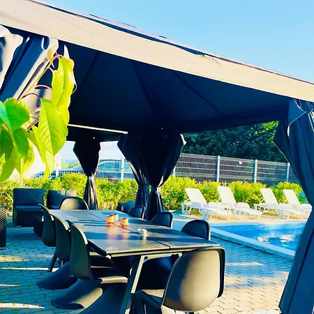 Apartamento Stefaniya *